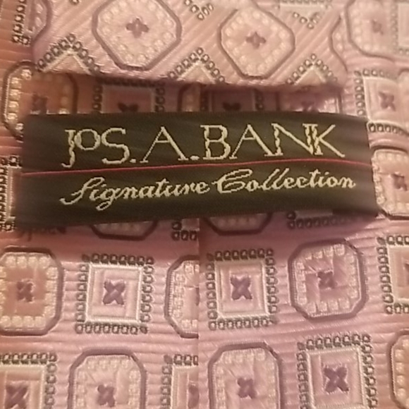 Jos.A.Bank Signature Collection Pink  61 in - Picture 4 of 5